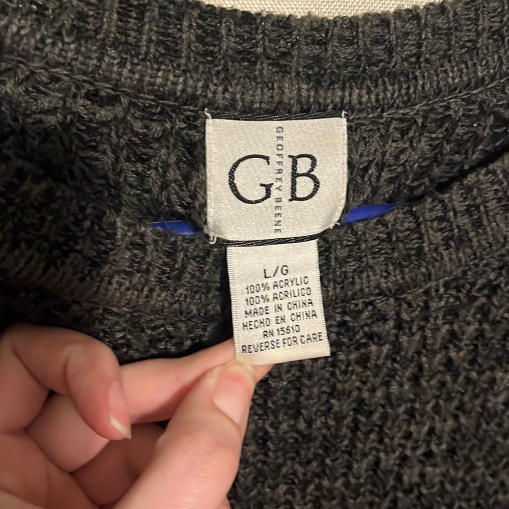 Geoffrey Beene black and gray sweater